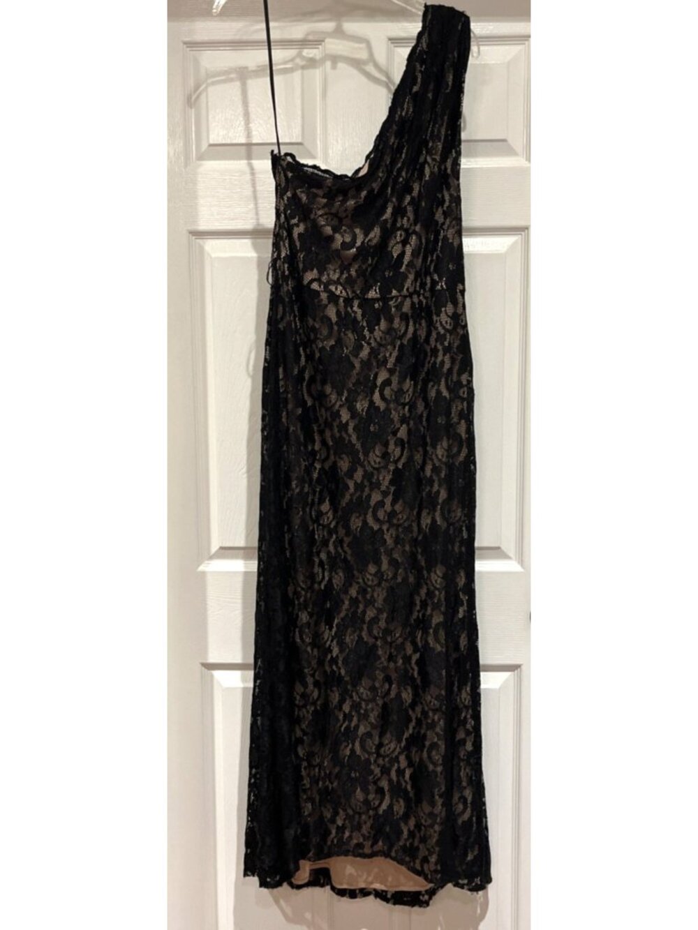 Betsy & Adam Black Lace One Shoulder Maxi Dress Women's 16 Romantic Goth Evening